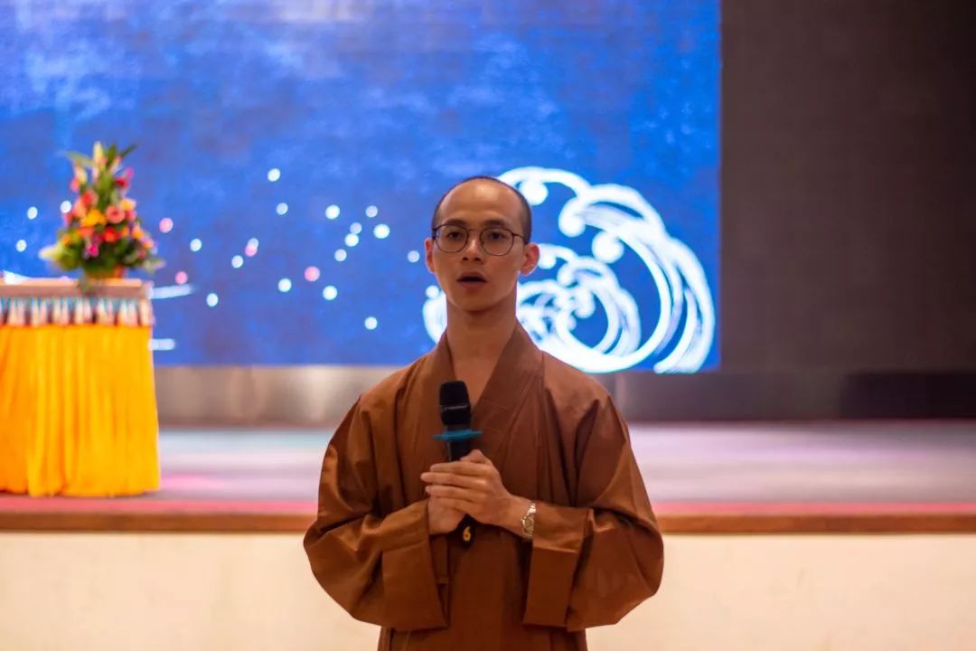 【華嚴善報】中秋佳節，本寺舉行拜月祈福法會暨普茶晚會