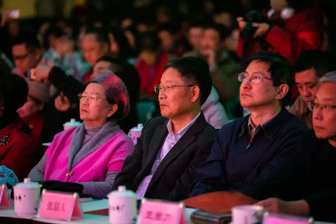 玉佛禅寺举行“祝福上海—2020上海市社会各界迎新年慈善晚会”