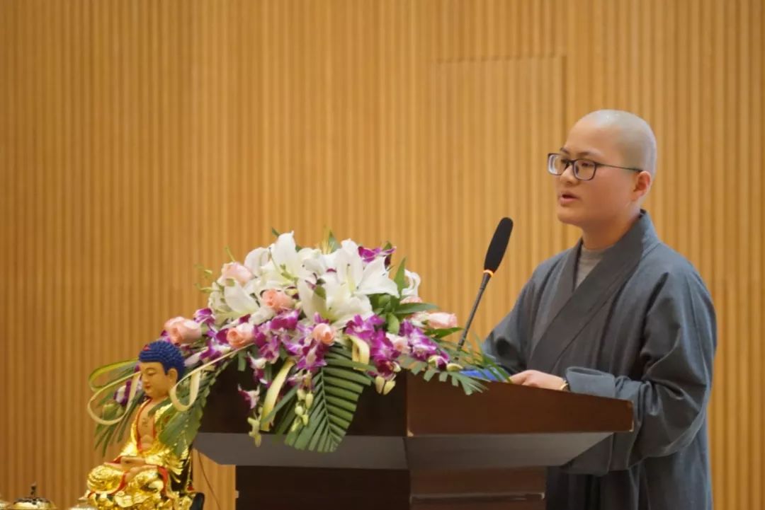 尼众学院│中国佛学院栖霞山分院、江苏尼众佛学院联合举行讲经交流活动