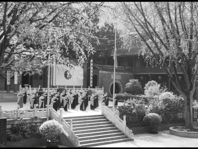 清明祭 | 全国哀悼日 各地寺院响应国家号召下半旗志哀