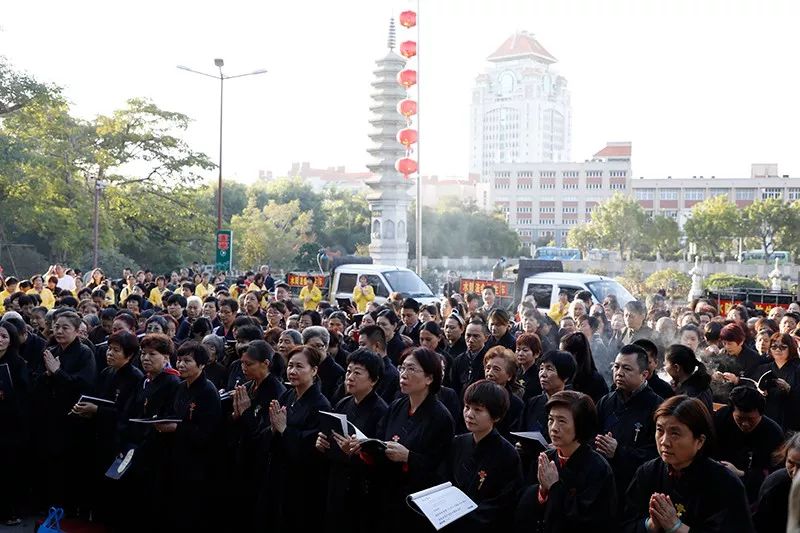 佛事密集的第五日：内坛告赦、供天放生、说幽冥戒