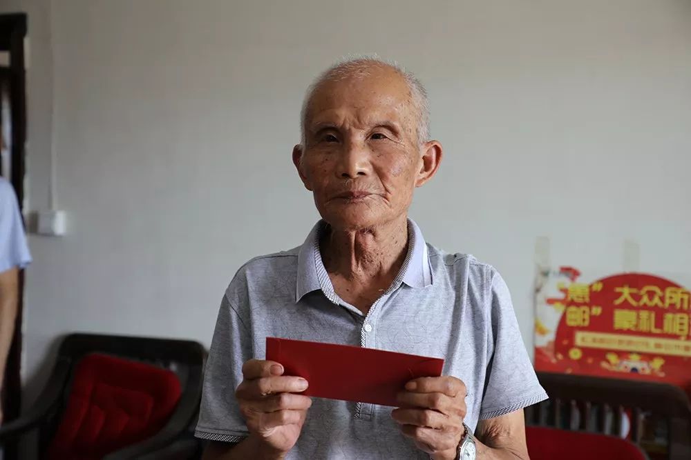 “不忘初心，牢记使命”助力革命老区两天三地的扶贫义诊顺利开展