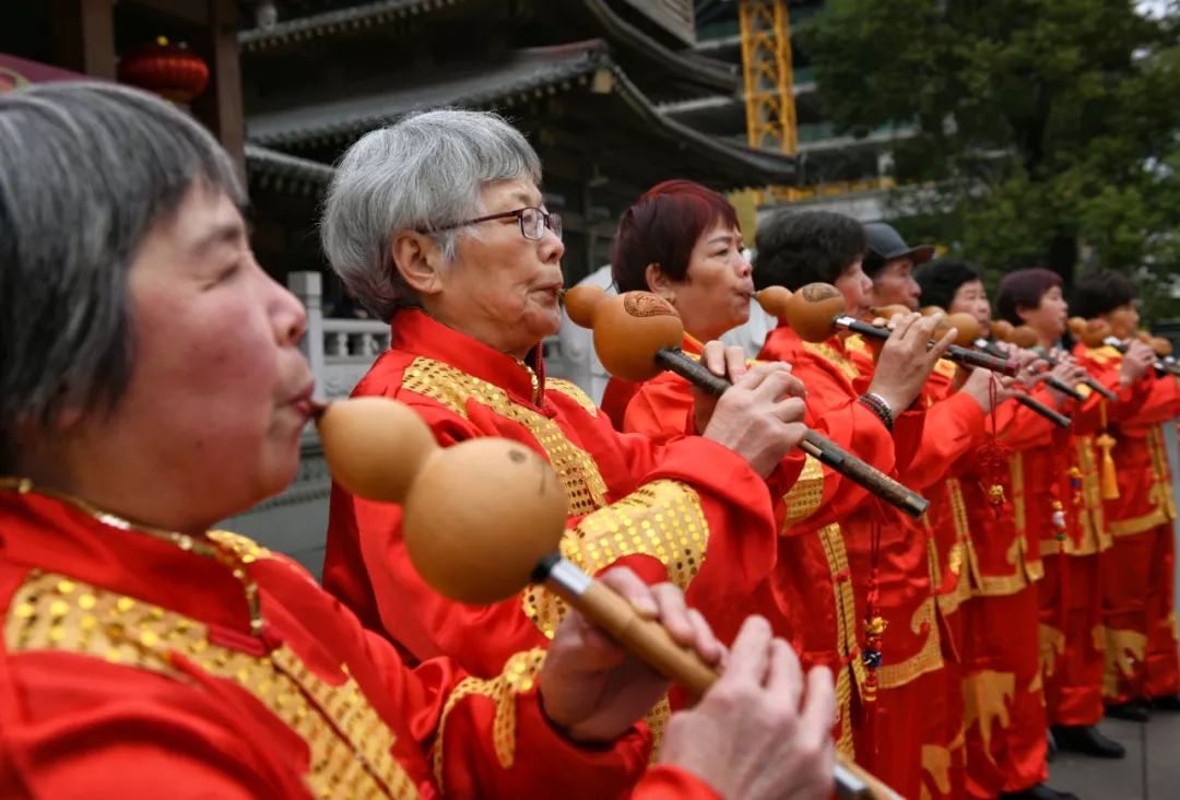 今天十五家饭店、十大寺院齐聚香积寺干了件“天大”的事儿！