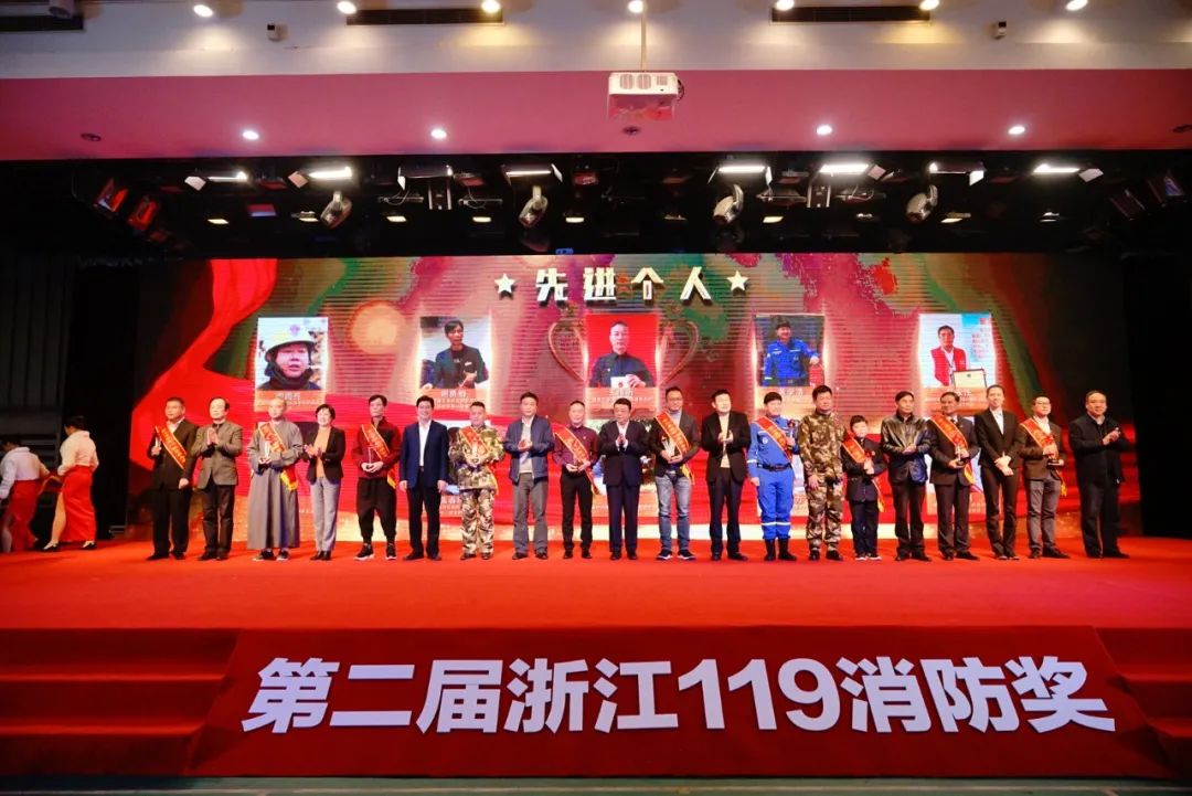 【大慈胜境】这里有群“消防武僧”,守护千年古刹十余载......