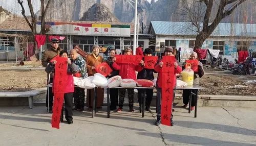 己亥年少林寺广施腊八粥:禅心施福粥,粥香溢全球