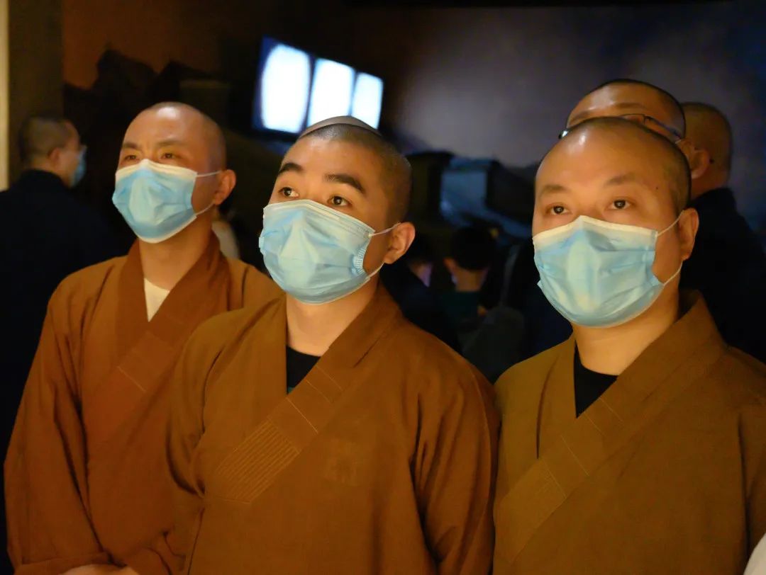 上海玉佛禅寺举行“勿忘国耻、振兴中华”学习报告会及参观上海四行仓库抗战纪念馆活动