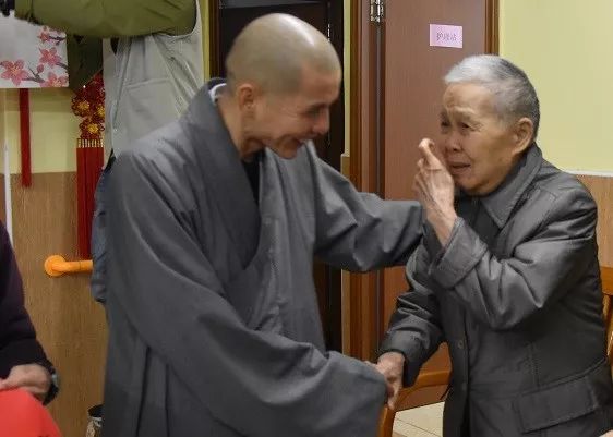 腊八佛粥暖,六榕情意长