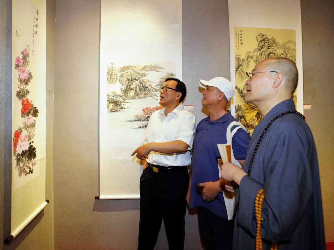 新闻 | “庆祝祖国70周年华诞——暨千江印月·第四届云林公益书画联展”在杭州灵隐寺展出