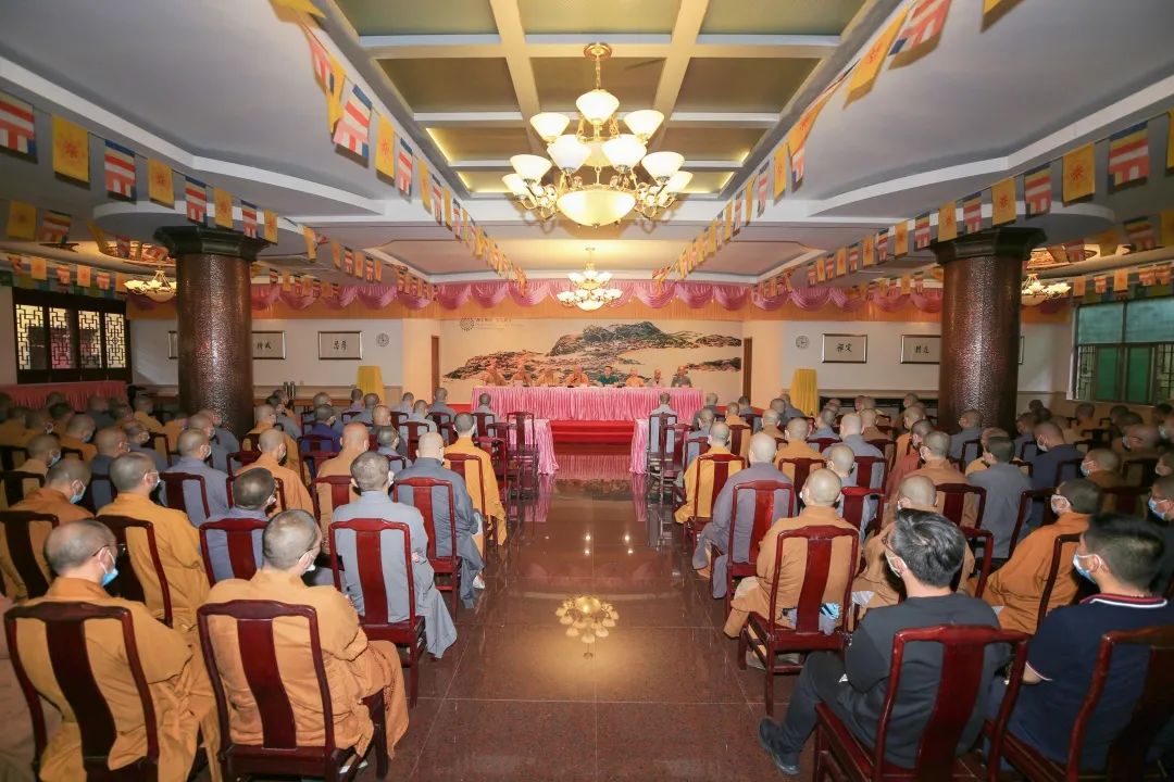普陀山佛教协会召开全山执事“从严治教”专项工作会议