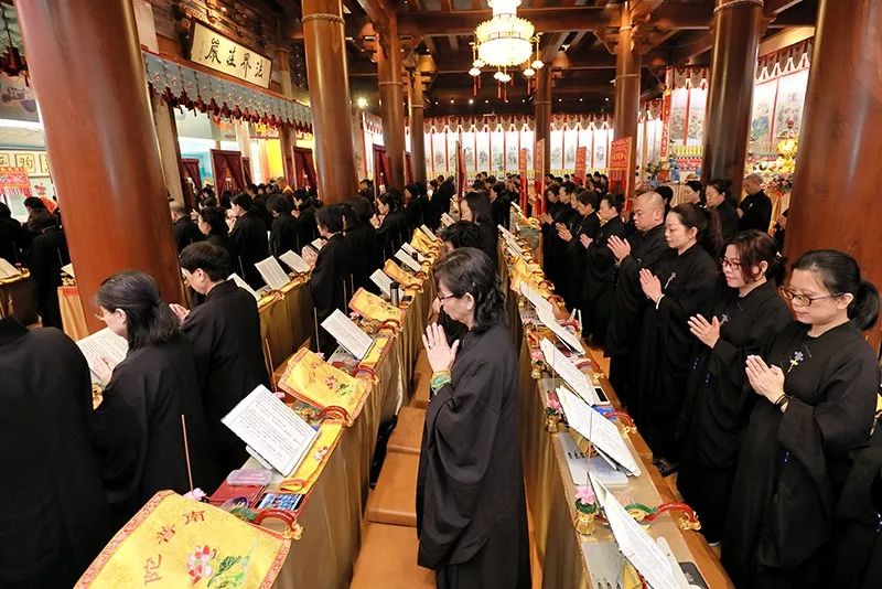 佛事密集的第五日：内坛告赦、供天放生、说幽冥戒