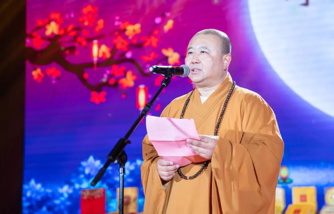 “品净尝素，积功聚福”，上海玉佛禅寺举行净素月饼品尝会暨慈善祈福仪式