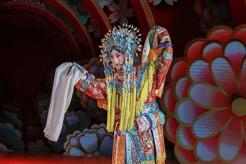 善心善行·八闽同行 慈善助力八闽脱贫攻坚倡议会在厦门举办