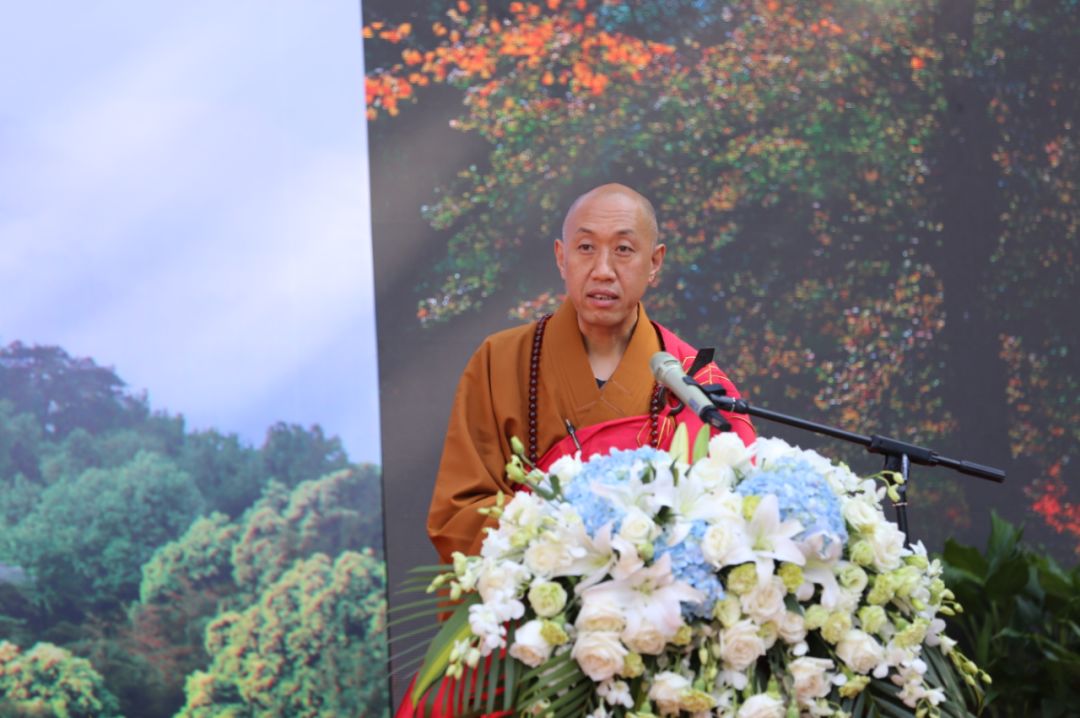 “弘扬生态理念，建设人间净土”2019中国·安吉生态寺院建设论坛在安吉县灵峰讲寺举行