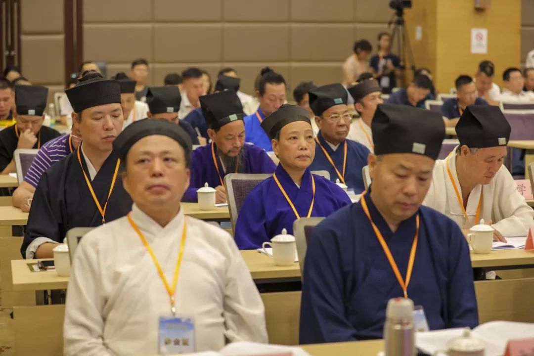 广东召开现场会以推进文明敬香为抓手深化佛教道教商业化治理工作
