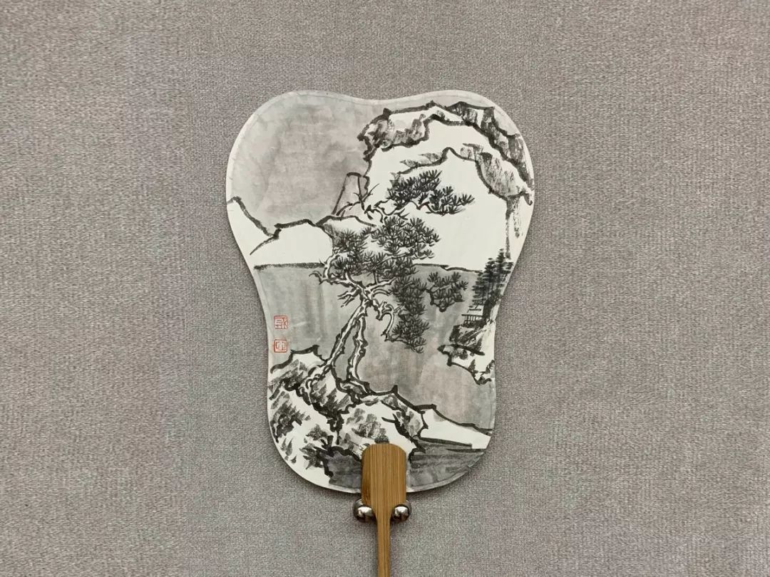 杭州佛学院举办2019夏安居扇画展