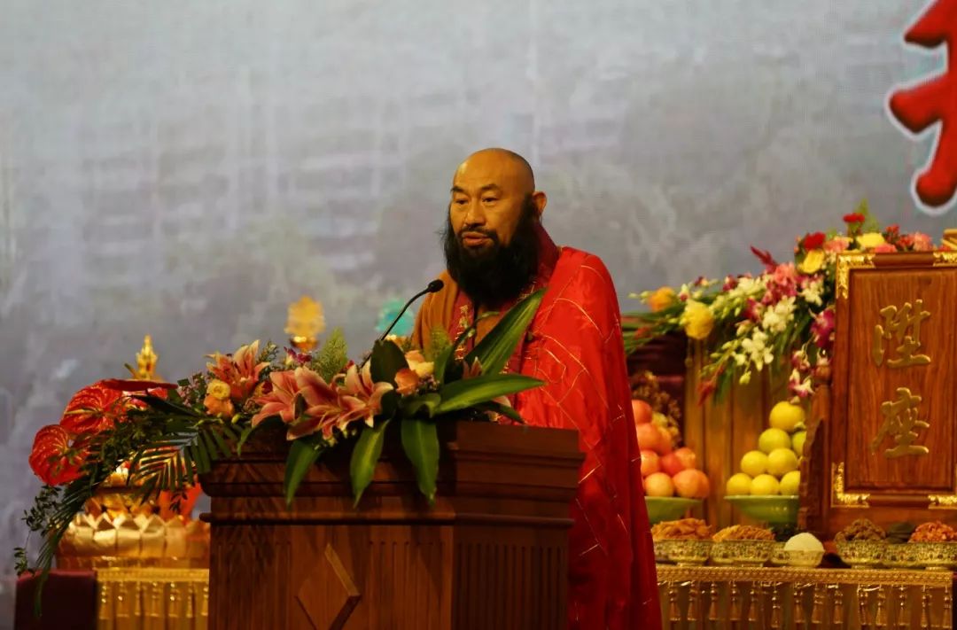 厦门鸿山寺“五百罗汉堂圣像开光暨法云法师荣膺方丈升座庆典”圆满