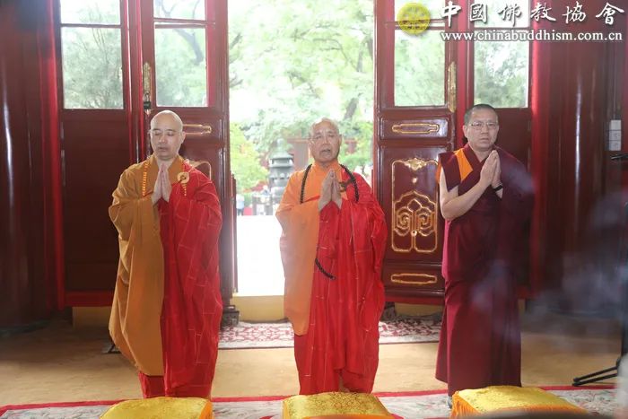 中国佛教协会纪念中国人民抗日战争暨世界反法西斯战争胜利75周年祈祷世界和平法会在京举行