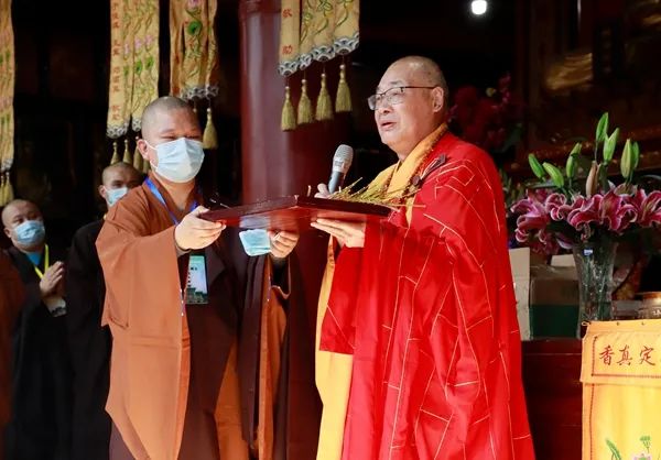 湖南省佛教协会2022年传授二部僧三坛大戒法会圆满举办