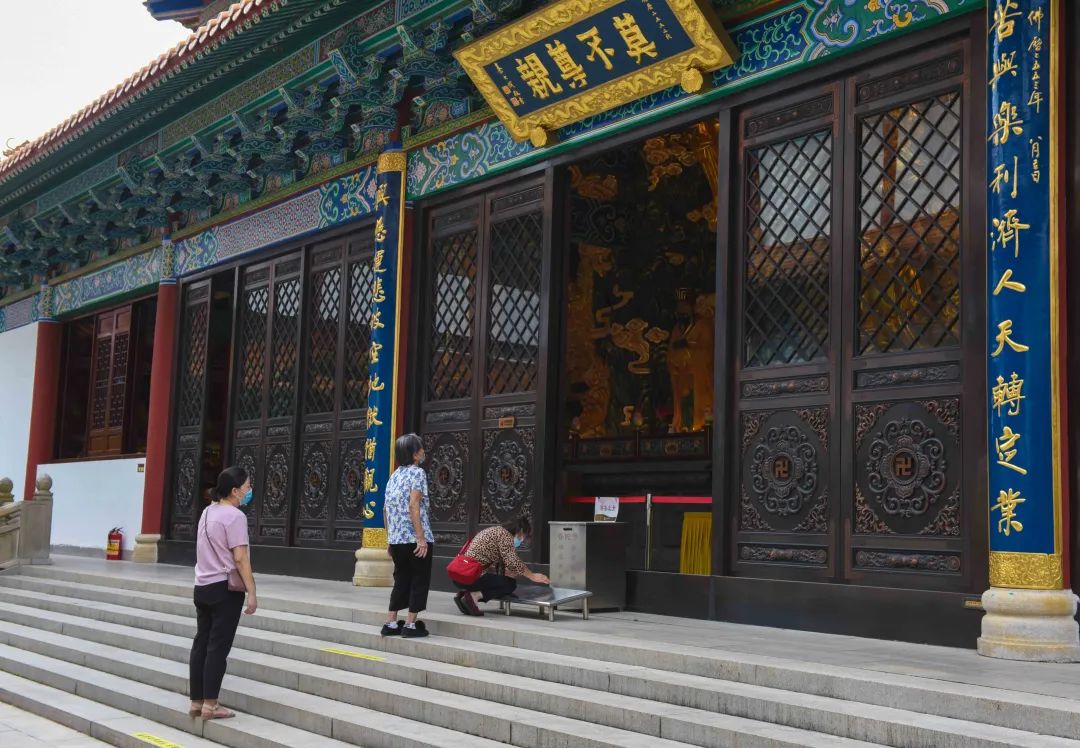 普陀快讯 | 珠海普陀寺开放首日，十方善信网上预约有序参访