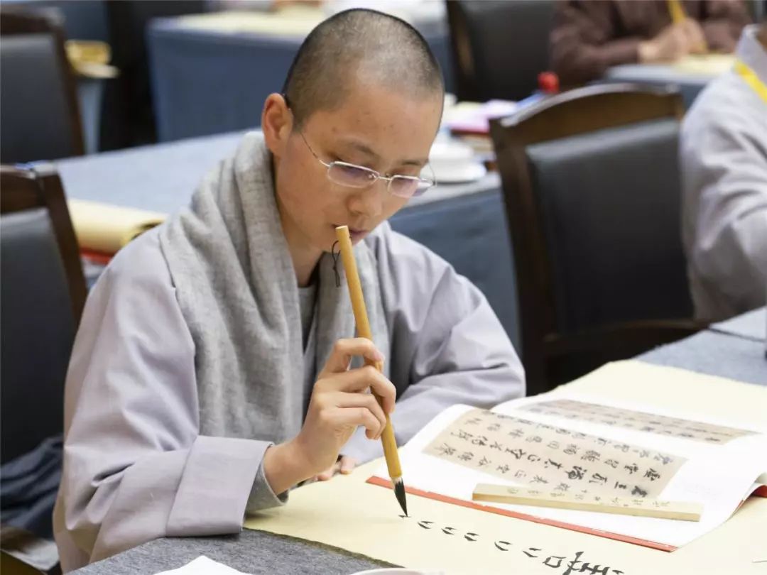 新闻 | 2019汉传佛教院校青年法师书法培训班结班仪式在杭州举行