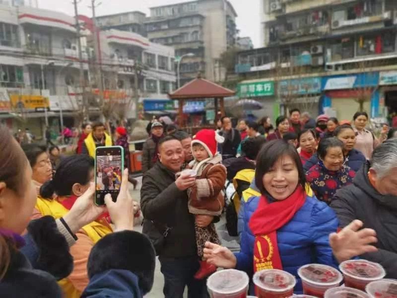 文殊院己亥年腊八奉粥30万份，温暖，欢喜，圆满！