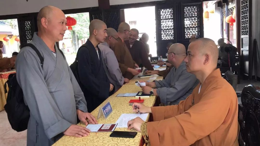 【传戒专题】雪窦山资圣禅寺己亥年传授三坛大戒 300余名戒子陆续报到