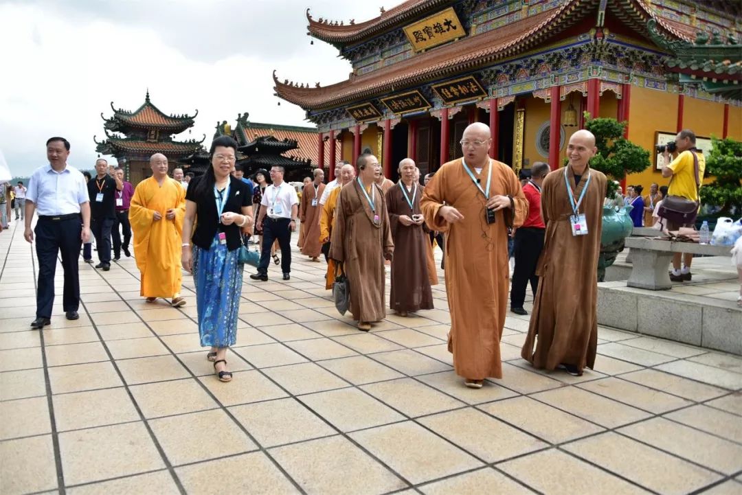 广东召开现场会以推进文明敬香为抓手深化佛教道教商业化治理工作