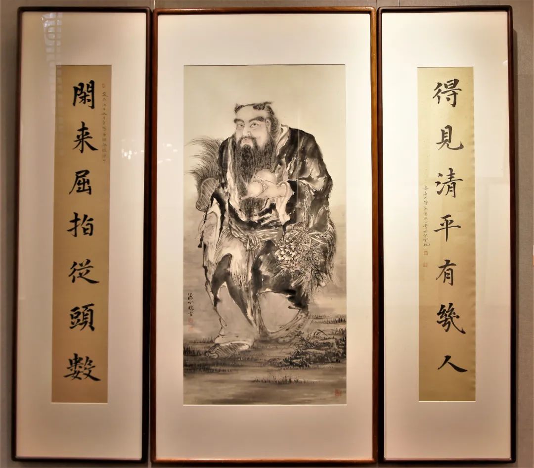 得到院长肯定！展出200余幅 七位艺术学僧交出满意毕业答卷