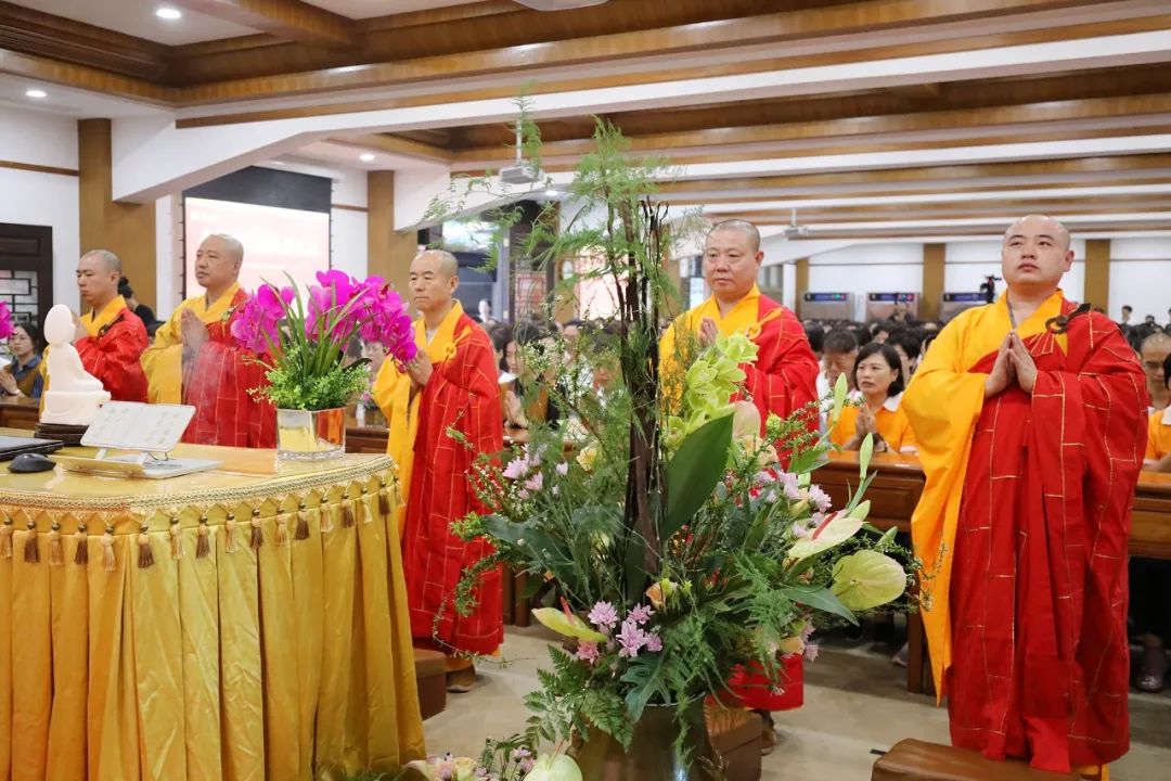 普门示现·我将无我——南普陀寺第十一届义工培训大会隆重开幕