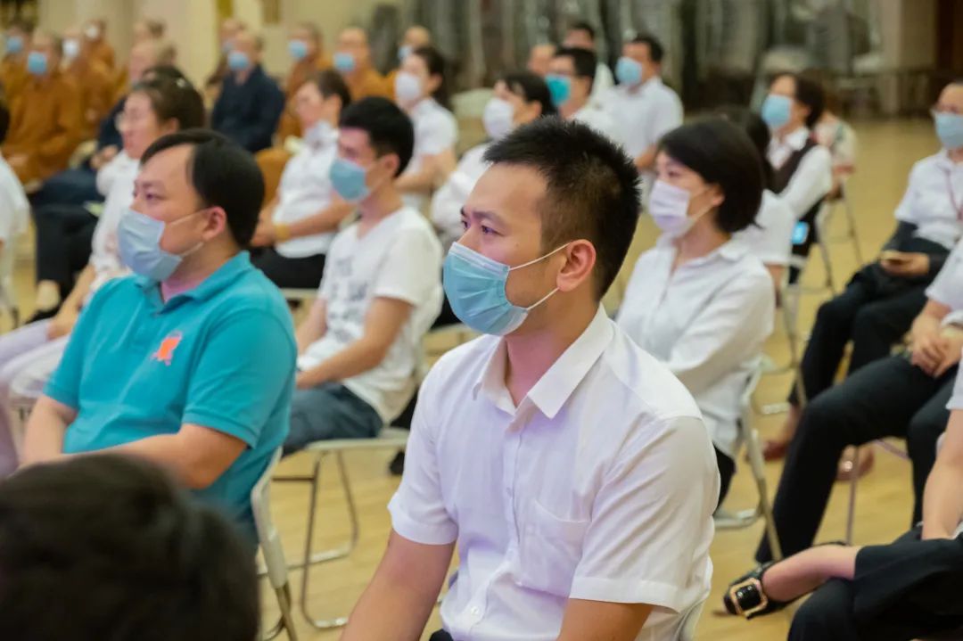 上海玉佛禅寺举行“勿忘国耻、振兴中华”学习报告会及参观上海四行仓库抗战纪念馆活动