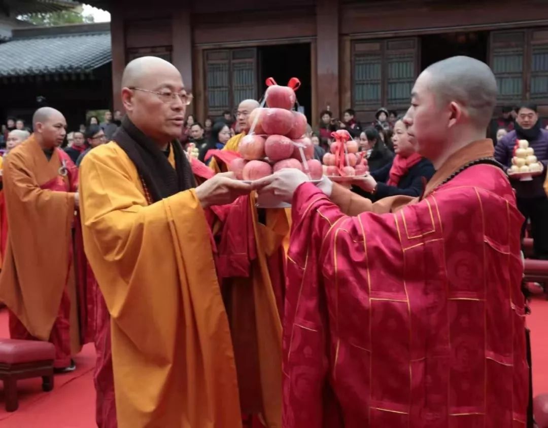 今天十五家饭店、十大寺院齐聚香积寺干了件“天大”的事儿！