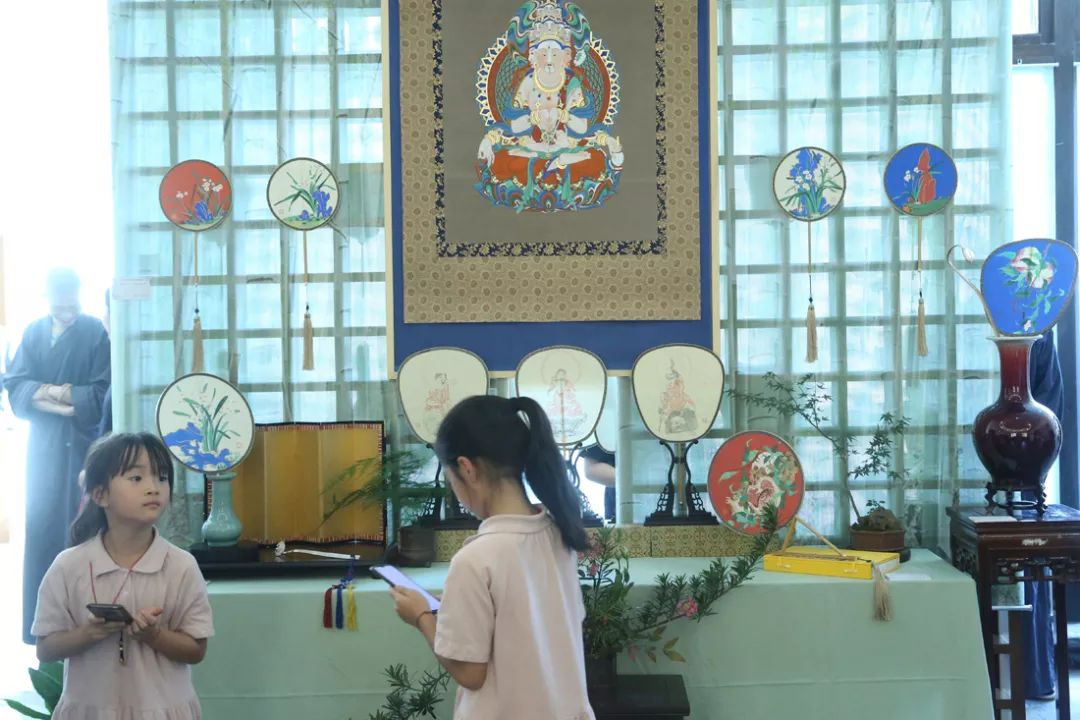杭州佛学院举办2019夏安居扇画展