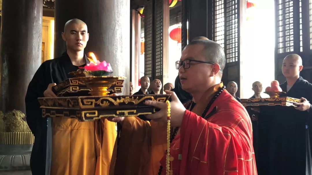 【传戒专题】雪窦山资圣禅寺三坛大戒法会 第五日：教过斋堂、进出堂规矩、礼佛忏悔