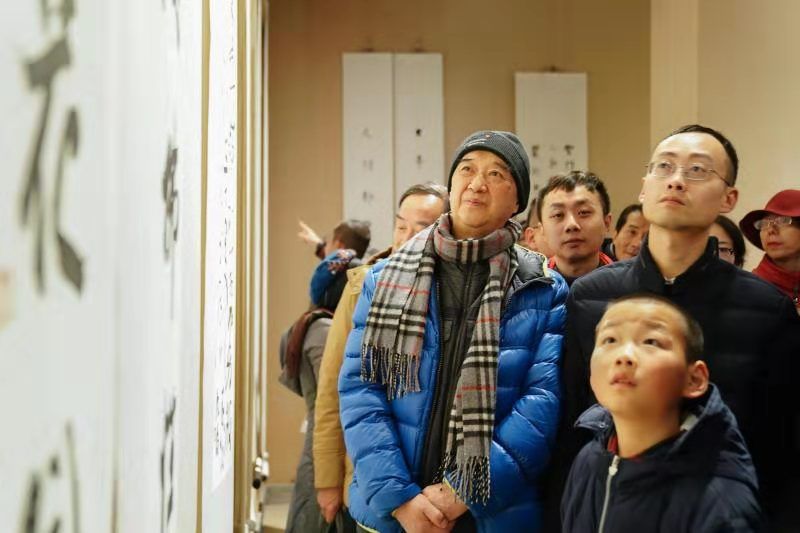 看画展、写春联，文殊院“年味儿”浓
