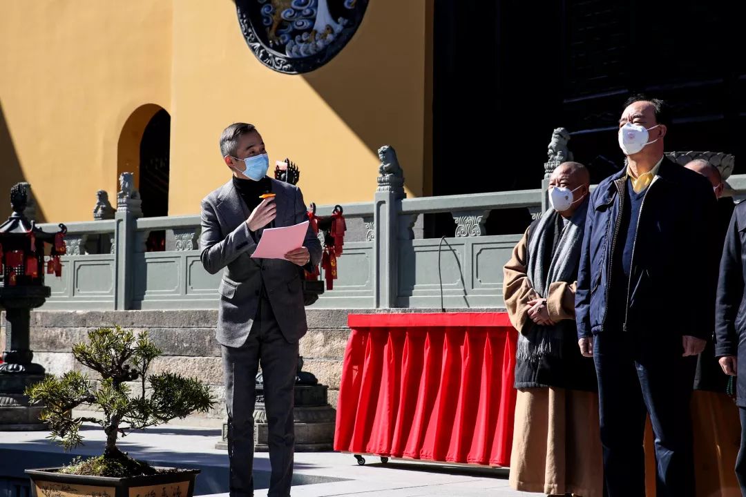 四众一心，大愿同行！上海玉佛禅寺发起联合捐赠，大批抗疫医疗物资已送到一线