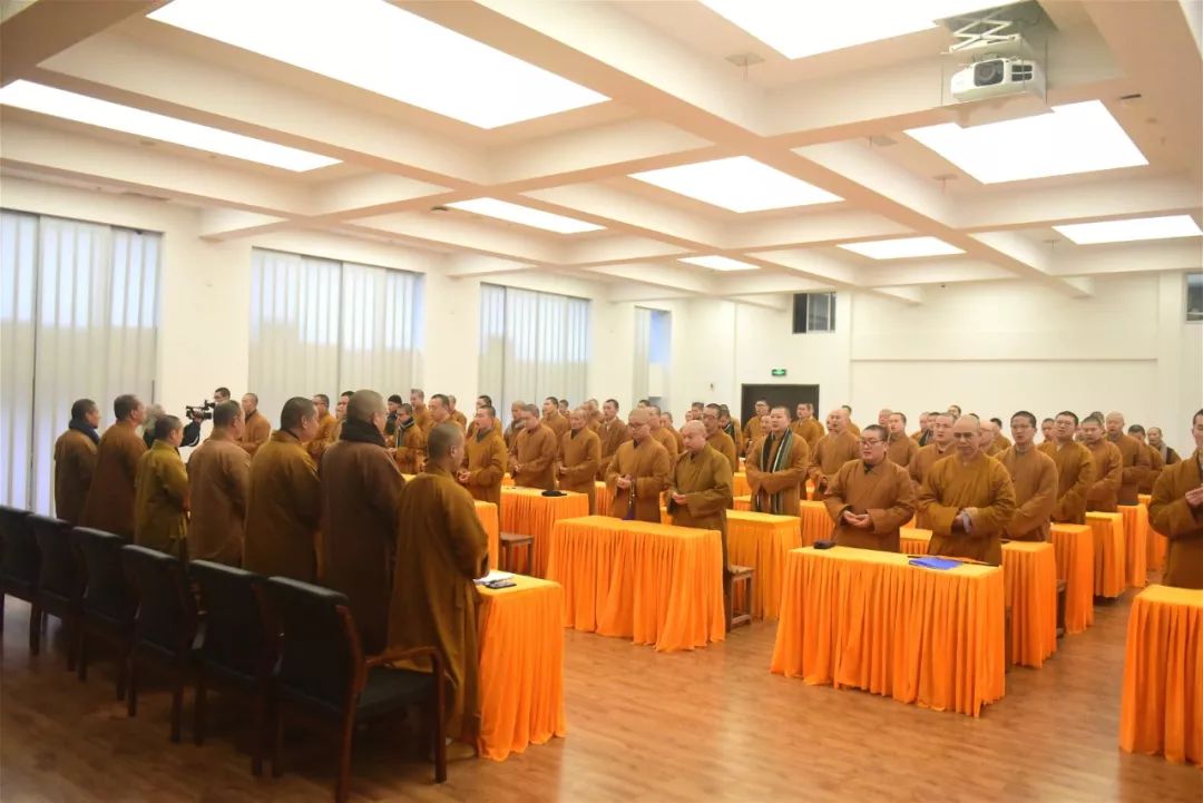 中国佛学院栖霞山分院举行寒假大会 隆相大和尚现场开示