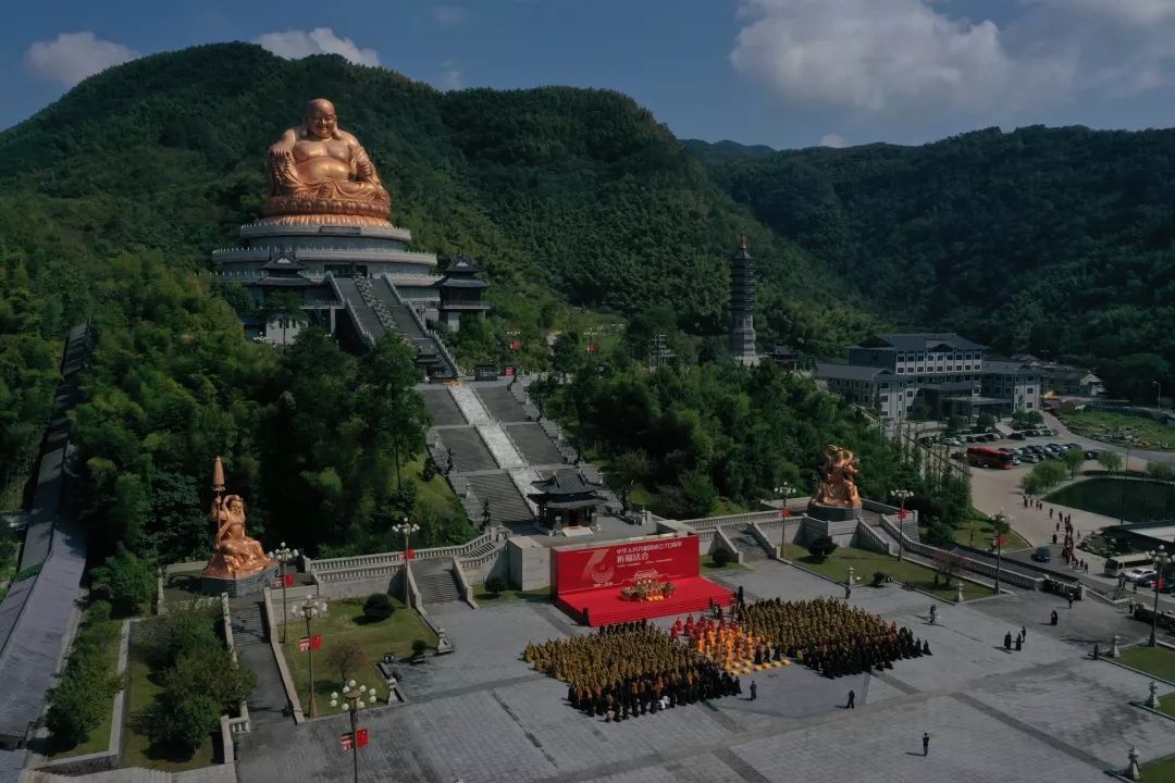 【雪窦时讯】宁波佛协庆祝“中华人民共和国成立七十周年”祈福法会在雪窦山举行