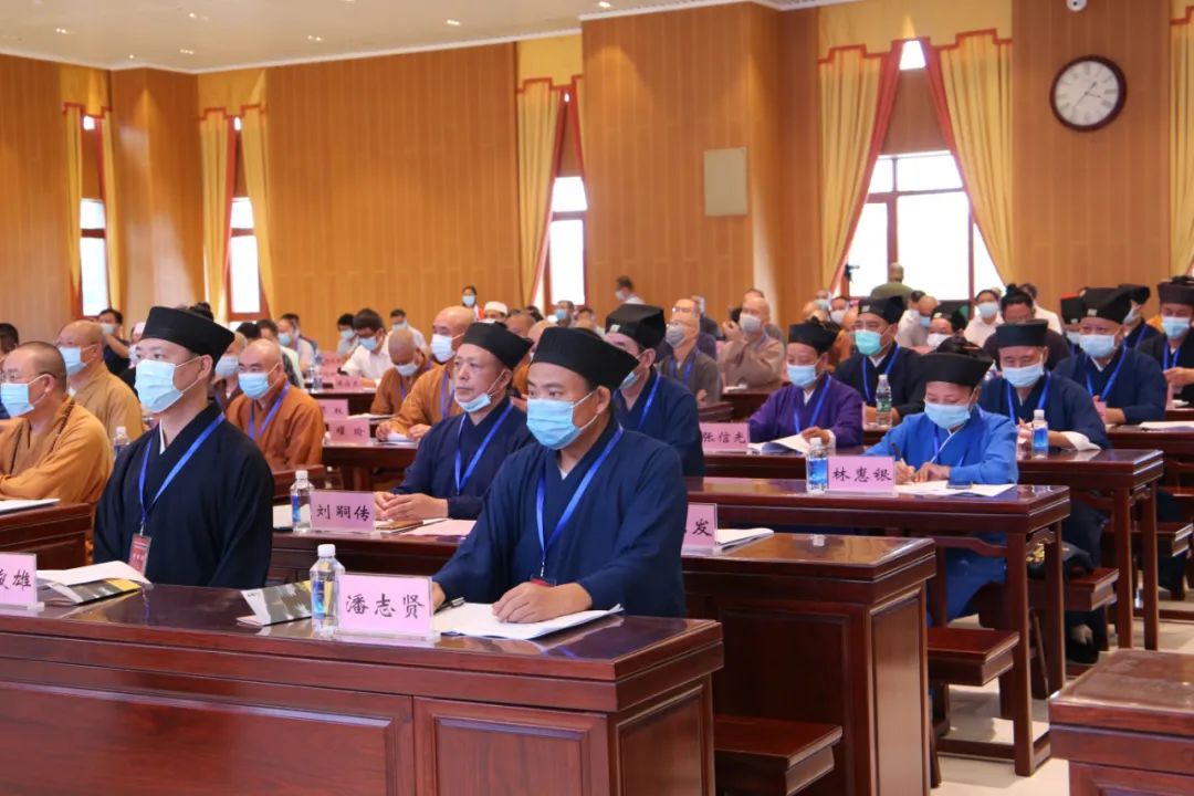 简讯 | 全省宗教活动场所“四进”活动推进会在韶关市云门寺召开
