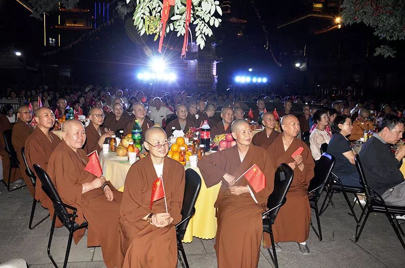 法会现场 | 荐福观音寺举行月光菩萨圣诞拜月道场暨普茶仪式